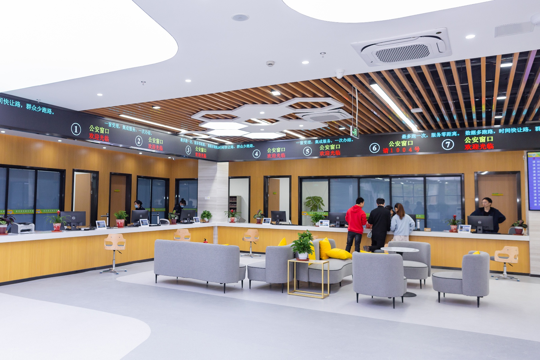 来宾24小时医保卡余额回收联系方式(医保卡回收比例是多少)