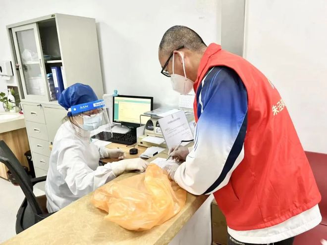 来宾24小时高价回收医保(24小时高价回收医保医保套出)